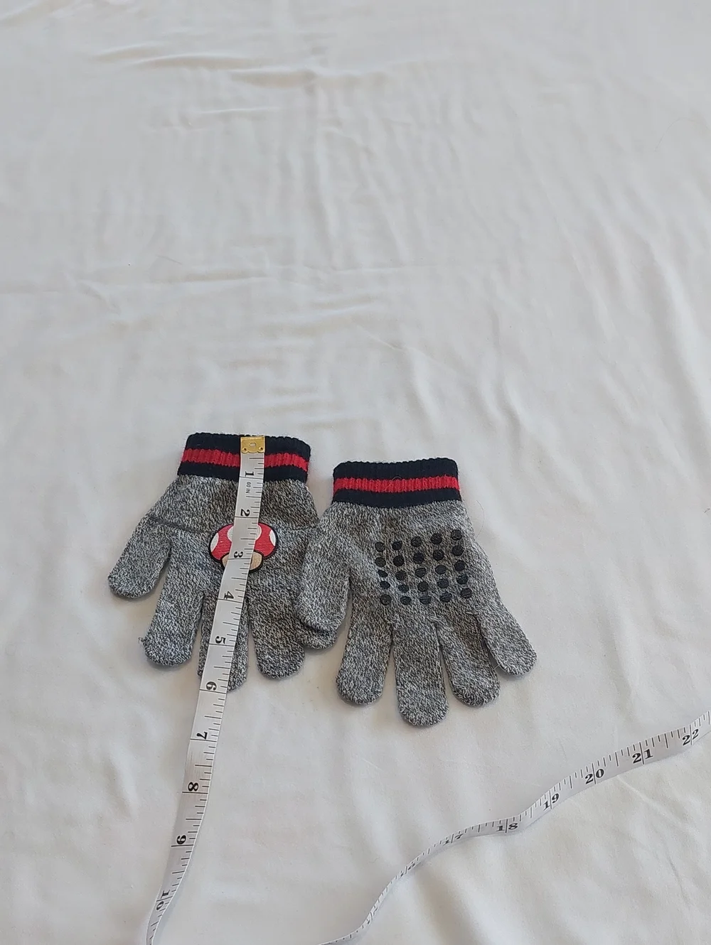 Kids Gray Knit Gloves with Red Mushroom Patch